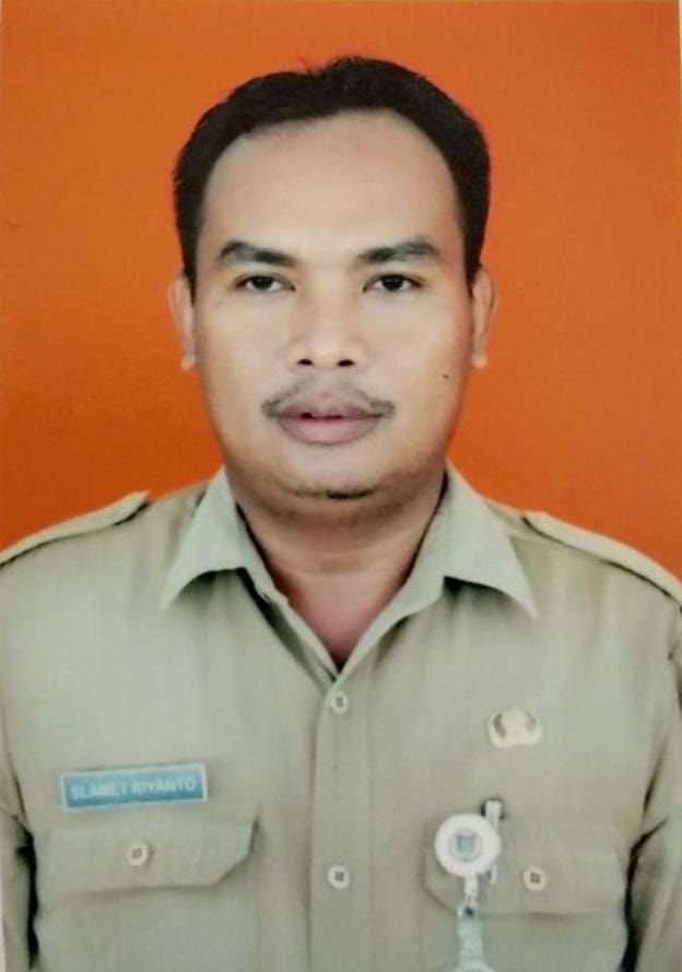 SELAMET RIYANTO